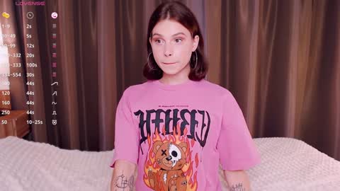 Snapshot of ericaglam chatting on 12/09/24, 11:15 Erica online show from 12/09/24, 11:15