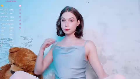 Snapshot of ericaglam chatting on 02/03/25, 11:15 Erica online show from 02/03/25, 11:15