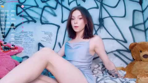 Snapshot of ericaglam chatting on 02/28/25, 07:14 Erica online show from 02/28/25, 07:14