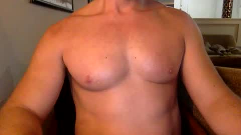 EricMuscle86 online show from 02/12/26, 03:34