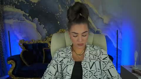 Snapshot of ericasin chatting on 09/21/25, 06:15 Erica online show from 09/21/25, 06:15