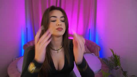 Erica online show from 11/26/25, 07:53