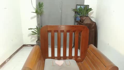 ericaxox1 online show from 04/04/26, 09:23