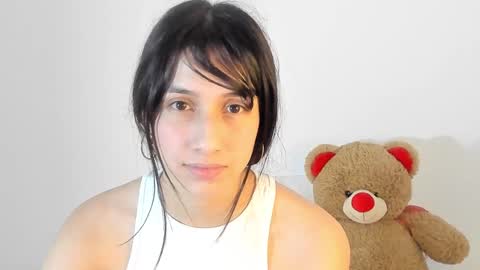 Snapshot of ericbana_ chatting on 01/05/25, 05:20 Dayanna online show from 01/05/25, 05:20