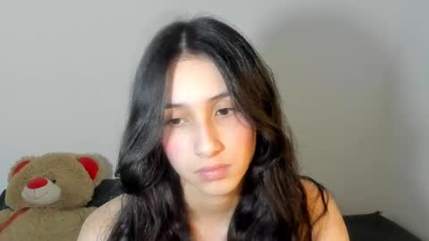 Snapshot of ericbana_ chatting on 10/04/25, 03:59 Dayanna online show from 10/04/25, 03:59