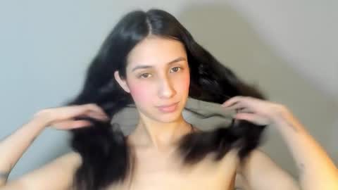 Snapshot of ericbana_ chatting on 10/25/25, 03:47 Dayanna online show from 10/25/25, 03:47