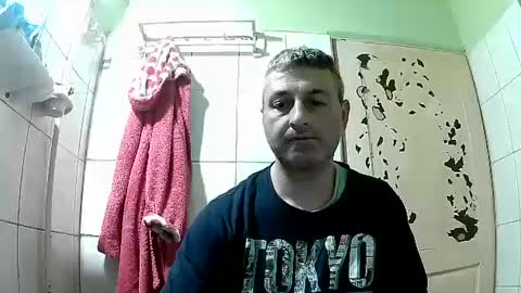 Snapshot of ericboy32 chatting on 01/26/25, 01:36 eric online show from 01/26/25, 01:36