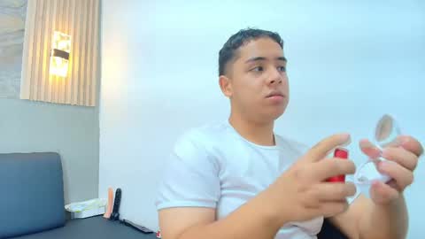 Erick online show from 04/22/26, 07:59