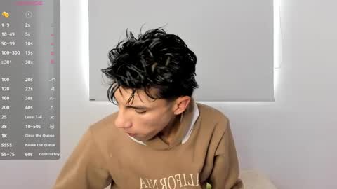 Snapshot of erick_velveth chatting on 05/17/26, 12:56 erick online show from 05/17/26, 12:56
