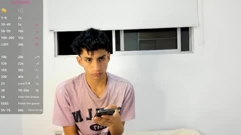 Snapshot of erick_velveth chatting on 05/19/26, 04:52 erick online show from 05/19/26, 04:52