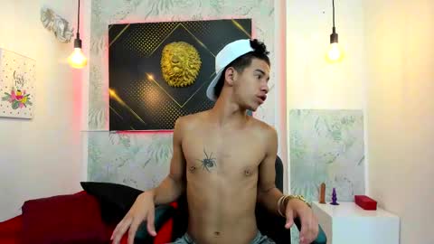   online show from 02/11/25, 05:47