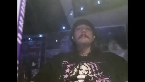 Snapshot of ericlovestacos chatting on 02/24/25, 05:11 ericlovestacos online show from 02/24/25, 05:11