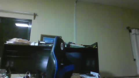 Snapshot of erik1781 chatting on 12/24/24, 07:49 erik1781 online show from 12/24/24, 07:49