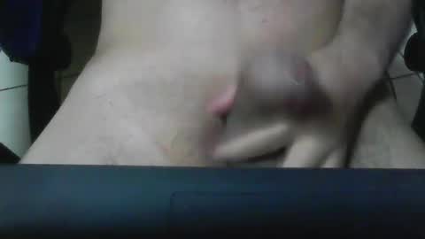 Snapshot of erik1781 chatting on 01/04/25, 04:23 erik1781 online show from 01/04/25, 04:23