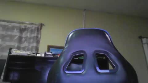 Snapshot of erik1781 chatting on 01/31/25, 04:25 erik1781 online show from 01/31/25, 04:25