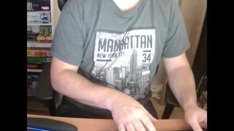 Snapshot of erik_dapper chatting on 11/28/25, 05:04 Erik Dapper online show from 11/28/25, 05:04