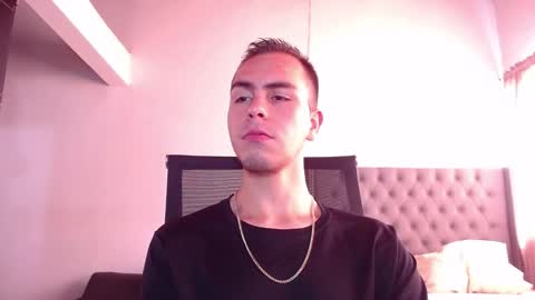 Erik rodriguez online show from 01/13/26, 03:17