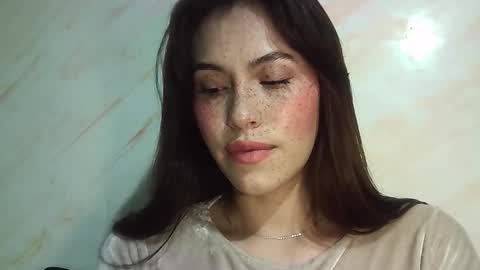 Erika online show from 03/25/26, 06:47