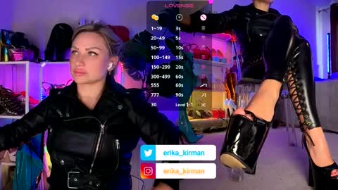 Snapshot of erika_kirman chatting on 11/19/25, 11:54 Erika online show from 11/19/25, 11:54
