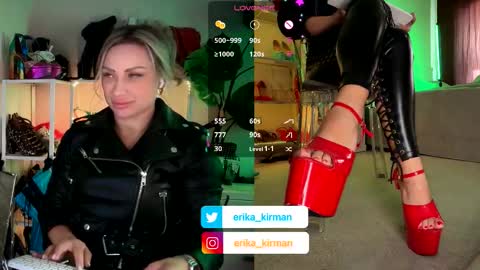 Snapshot of erika_kirman chatting on 11/26/25, 02:29 Erika online show from 11/26/25, 02:29