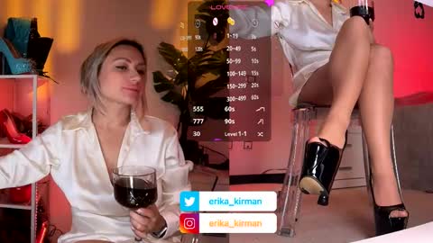 Erika      online show from 03/28/26, 05:23