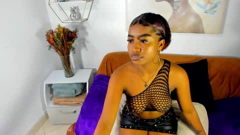 E R I K A  - L  Y R I C S online show from 03/29/26, 02:44