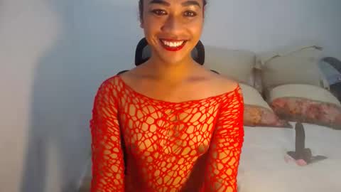 Snapshot of erika_madrigal chatting on 01/11/25, 06:23 erika_madrigal online show from 01/11/25, 06:23