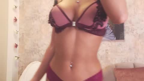 Erikabeee online show from 02/18/25, 06:37