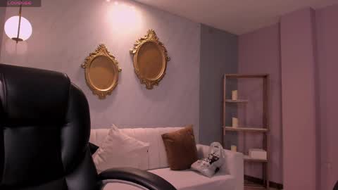 Erika Benz online show from 03/25/26, 12:22