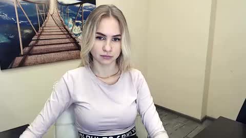 Erika online show from 12/19/24, 04:13