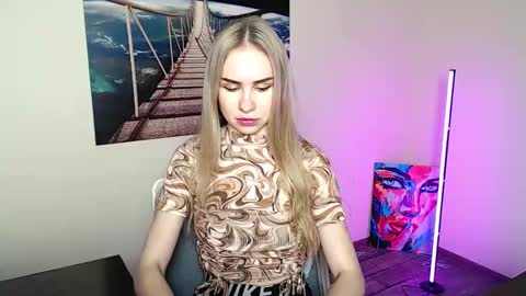 Snapshot of erikagavin chatting on 05/19/26, 12:00 Erika online show from 05/19/26, 12:00