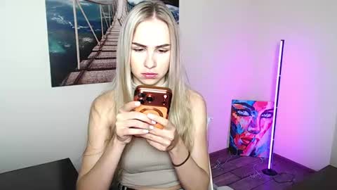 Snapshot of erikagavin chatting on 07/20/26, 12:07 Erika online show from 07/20/26, 12:07