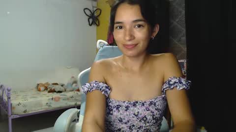 erina_1 online show from 01/09/25, 04:41