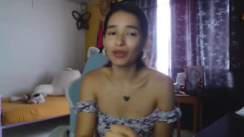 erina_1 online show from 01/31/25, 04:38