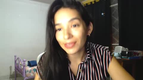 erina_1 online show from 03/08/25, 02:01