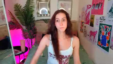 Snapshot of erisunn chatting on 07/18/26, 09:29 EriSun online show from 07/18/26, 09:29