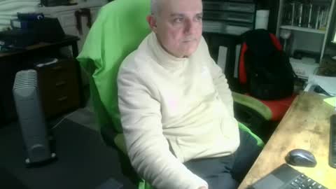 ernello online show from 10/03/25, 12:46