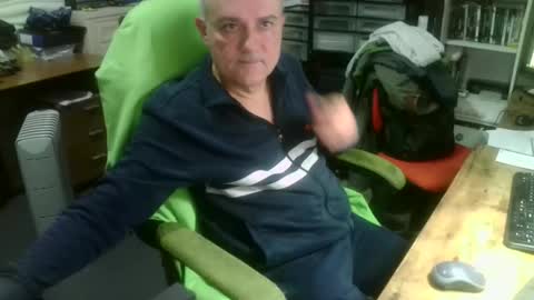 ernello online show from 10/23/25, 04:01