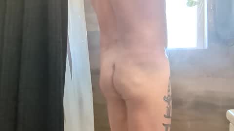 Hmmmhmmmm online show from 02/01/26, 06:50