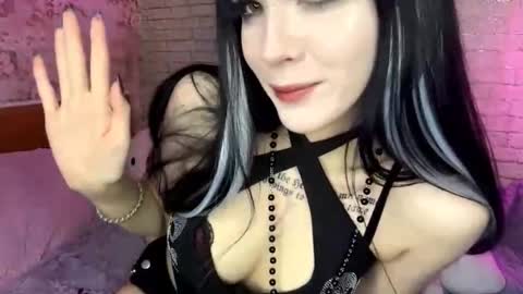 Nina online show from 02/19/26, 11:06