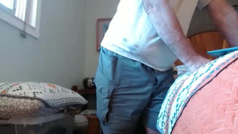 eros online show from 04/23/26, 08:33