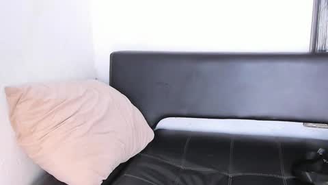 eros_becker_ online show from 10/08/25, 04:59