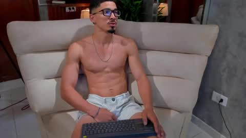 Snapshot of eros_becker_ chatting on 04/24/26, 02:36 eros_becker_ online show from 04/24/26, 02:36