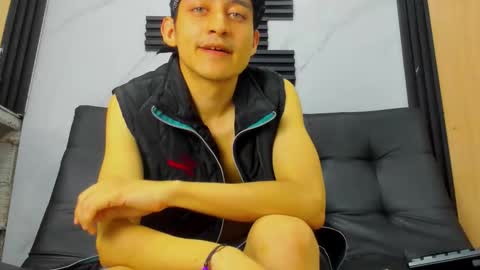 eros_fang online show from 10/17/25, 12:19