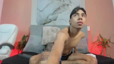 Eros Lux1 online show from 04/05/26, 02:36