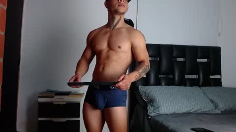 Snapshot of erosscott chatting on 06/10/26, 11:57 Eros online show from 06/10/26, 11:57
