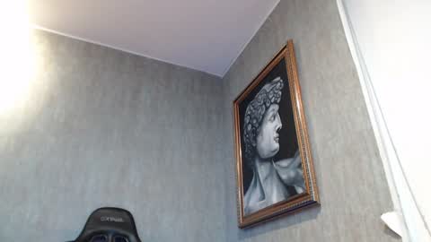 Snapshot of erossteel chatting on 01/18/25, 11:00 erossteel online show from 01/18/25, 11:00