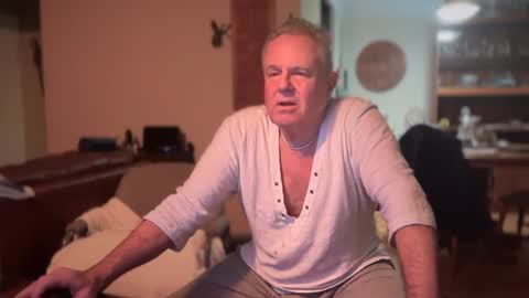 eros online show from 01/25/25, 08:00