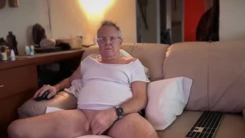 eros online show from 01/18/26, 09:29