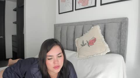 Karen online show from 01/14/25, 07:43